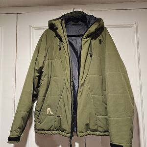 Men's Flylow Green Puffer Jacket, size Large